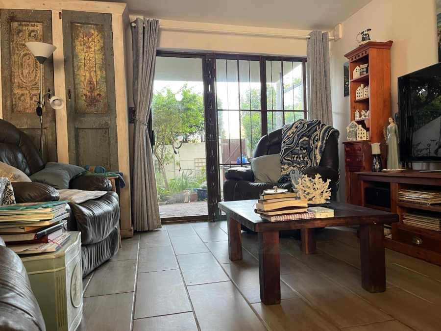 4 Bedroom Property for Sale in Bowtie Western Cape